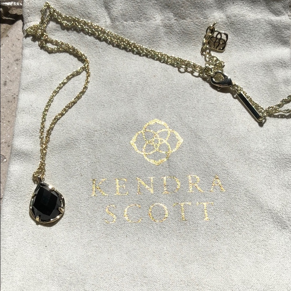 Kendra Scott Necklace